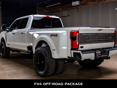 Used 2024 Ford F350 Platinum image 7
