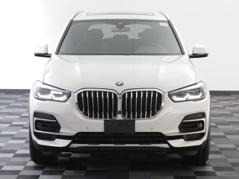 Used 2023 BMW X5 xDrive40i w/ Parking Assistance Package AWD/4WD image 23
