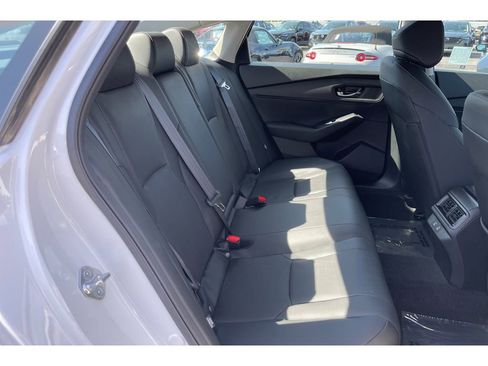 Certified 2025 Honda Accord EX-L image 17