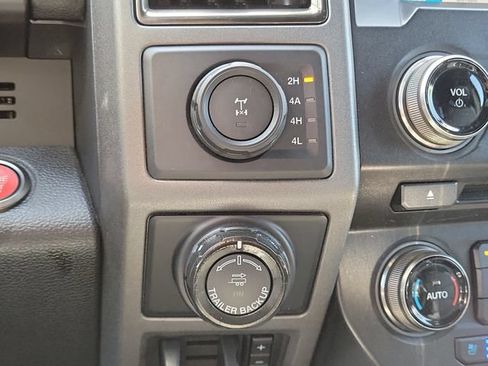 Used 2018 Ford F150 Raptor w/ Equipment Group 802A Luxury AWD/4WD image 27