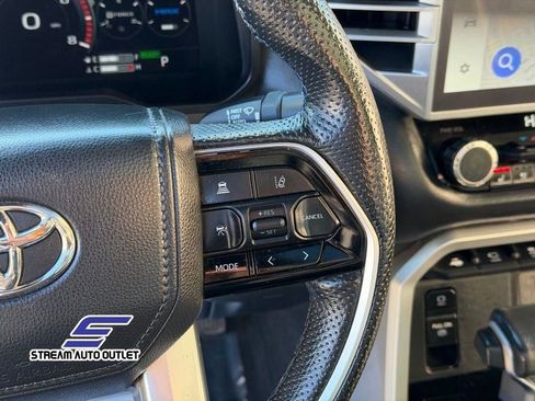 Used 2022 Toyota Tundra Platinum image 40