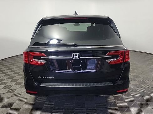 Certified 2024 Honda Odyssey EX-L image 5