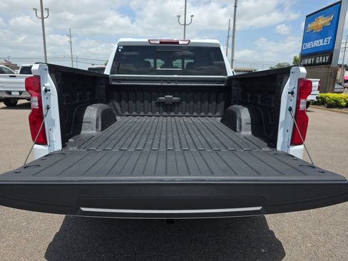 New 2026 Chevrolet Silverado 1500 RST w/ Convenience Package II AWD/4WD image 13