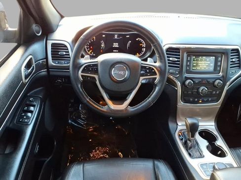 Used 2017 Jeep Grand Cherokee Limited image 14