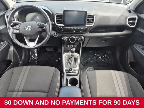 Used 2025 Hyundai Venue SEL FWD image 25