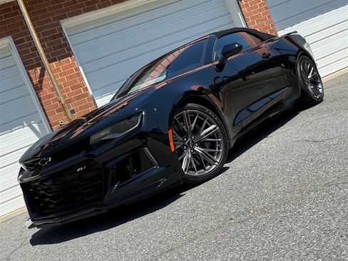 Used 2023 Chevrolet Camaro ZL1 RWD image 3