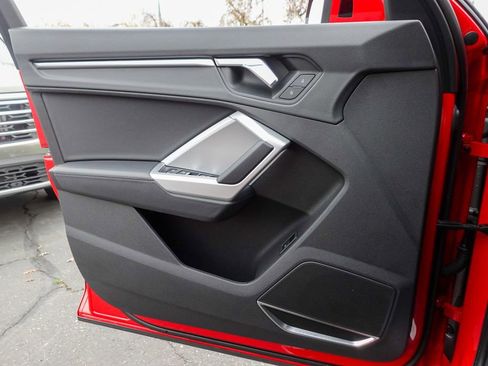 Used 2021 Audi Q3 2.0T Premium Plus w/ Premium Plus Package image 21