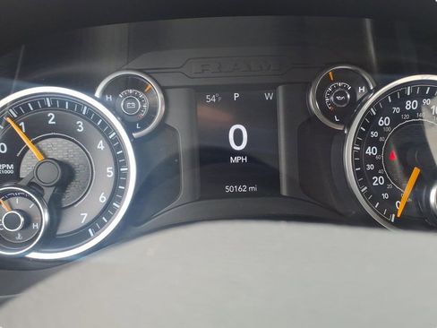 Used 2019 RAM 3500 Tradesman w/ Chrome Appearance Group image 20