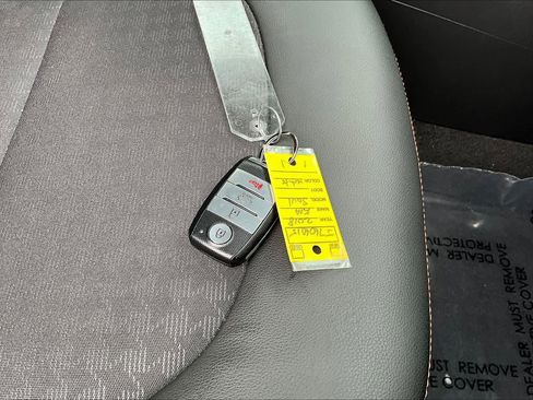 Used 2018 Kia Soul ! image 14