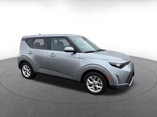 Used 2024 Kia Soul LX w/ Option Group 015 video 2
