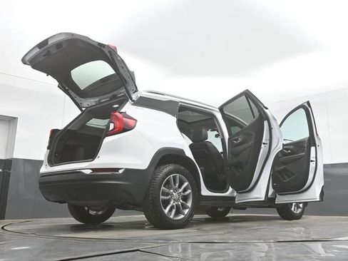 Used 2022 GMC Terrain SLT w/ Infotainment Package II FWD image 54