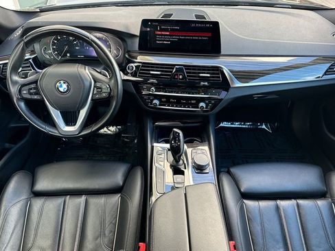 Used 2019 BMW 530i w/ Convenience Package image 14