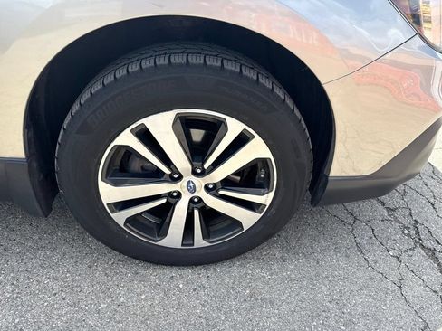 Used 2019 Subaru Outback 2.5i Limited w/ Popular Package #2 AWD/4WD image 15