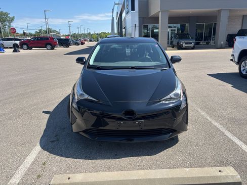 Used 2016 Toyota Prius Two FWD image 7