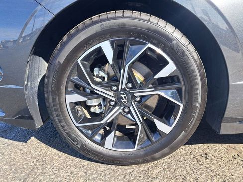 Used 2024 Hyundai Sonata SEL AWD/4WD image 29