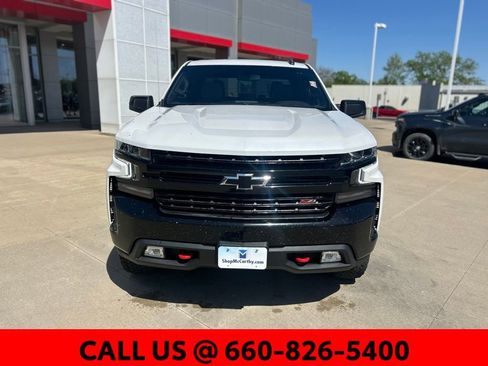 Used 2021 Chevrolet Silverado 1500 LT Trail Boss w/ Bed Protection Package AWD/4WD image 2