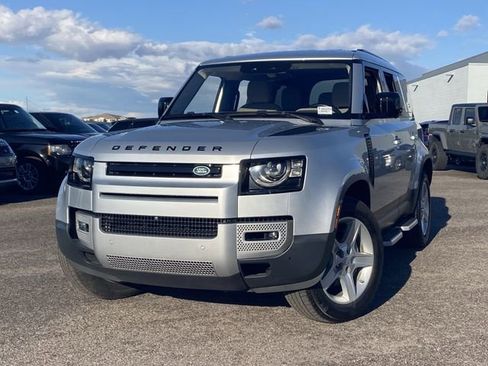 Used 2020 Land Rover Defender 110 SE image 3