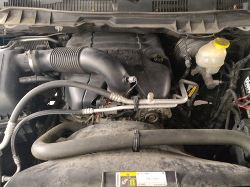 Used 2017 RAM 1500 Express image 30