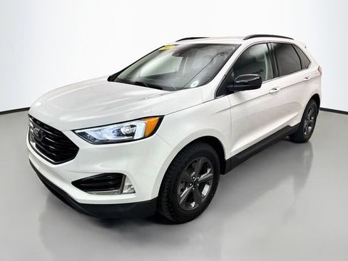 Used 2022 Ford Edge SEL w/ Sport Appearance Package AWD/4WD image 3