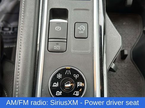 Used 2022 Nissan Pathfinder SV w/ SV Black Package image 9