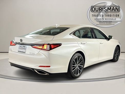 Certified 2025 Lexus ES 350 w/ Premium Package image 8