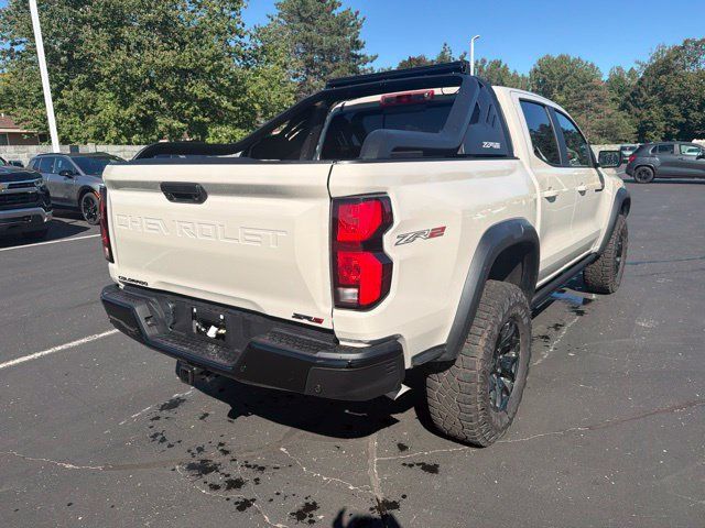 Certified 2026 Chevrolet Colorado ZR2 w/ Midnight Edition AWD/4WD image 6