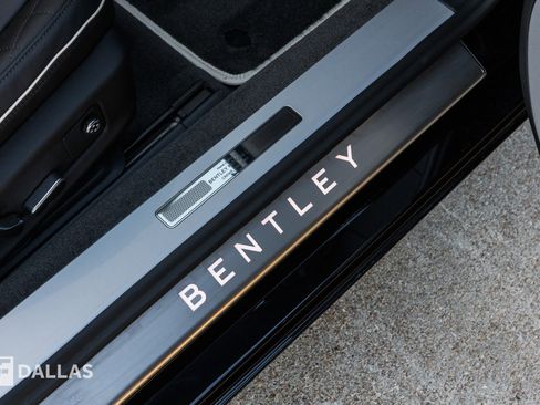 Used 2022 Bentley Continental GT image 34