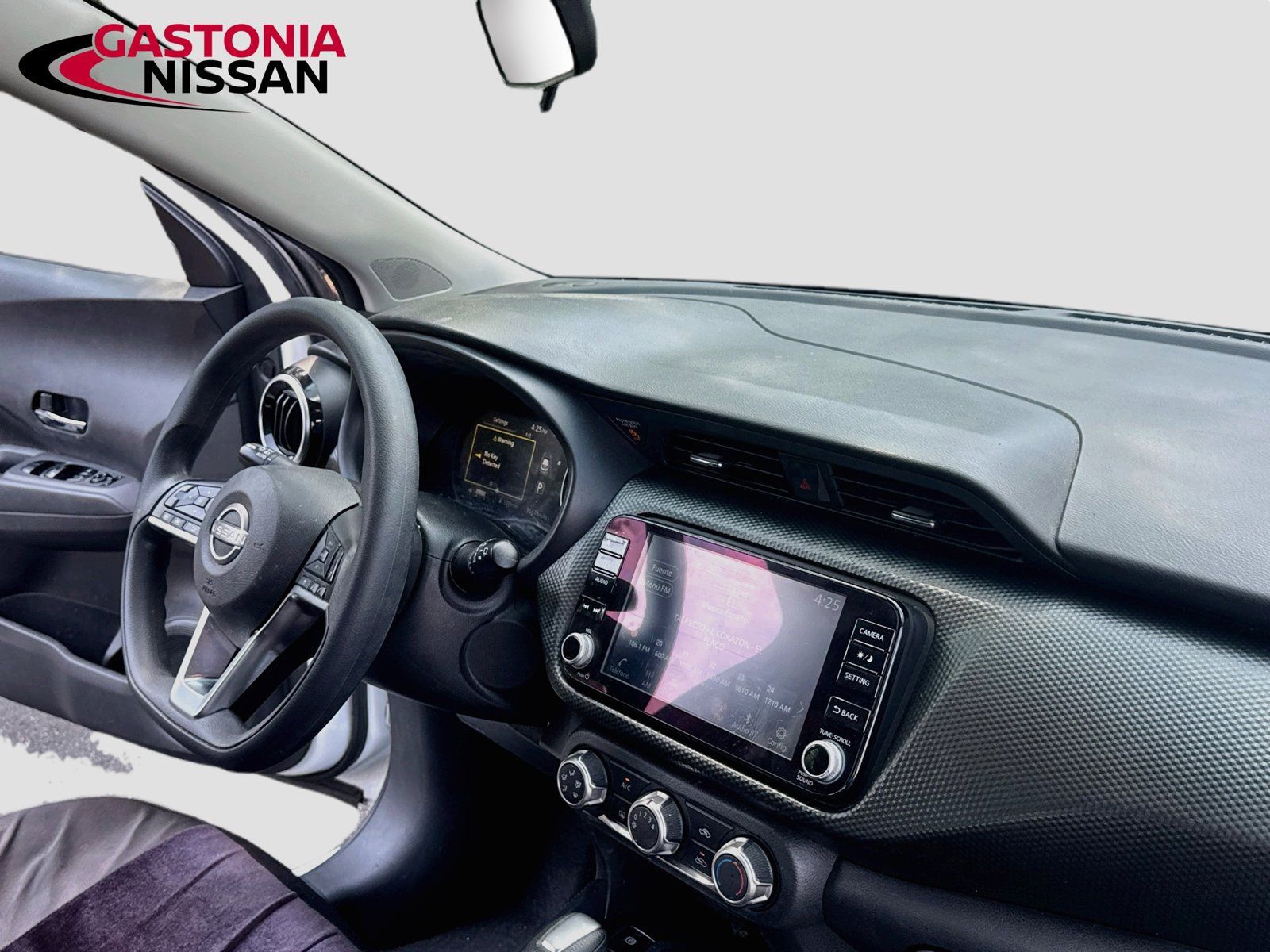 Used 2023 Nissan Kicks SV FWD image 29