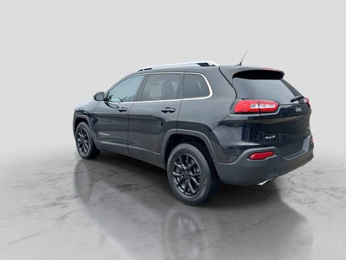 Used 2015 Jeep Cherokee Latitude w/ Comfort/Convenience Group AWD/4WD image 5
