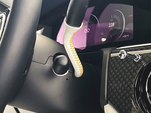 New 2025 Rolls-Royce Spectre Black Badge w/ Leather Finishing Pack image 49