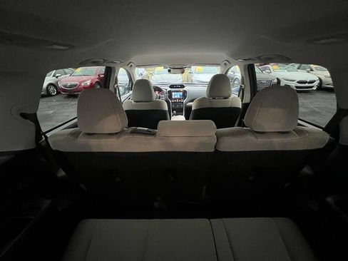 Used 2019 Subaru Ascent Premium image 32