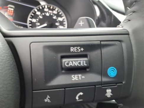 New 2025 Nissan Pathfinder SV image 21