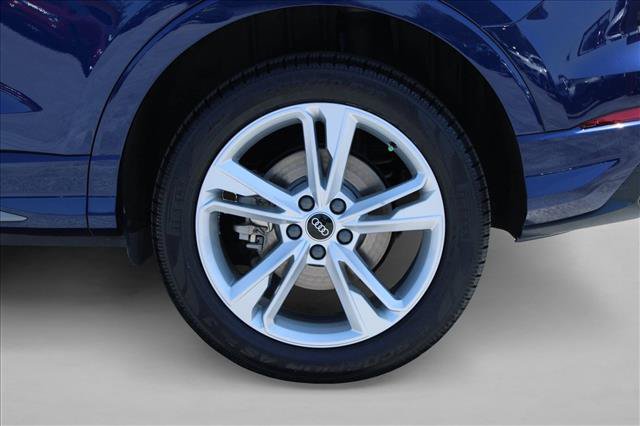 Used 2022 Audi Q3 2.0T Premium w/ Convenience Package AWD/4WD image 16