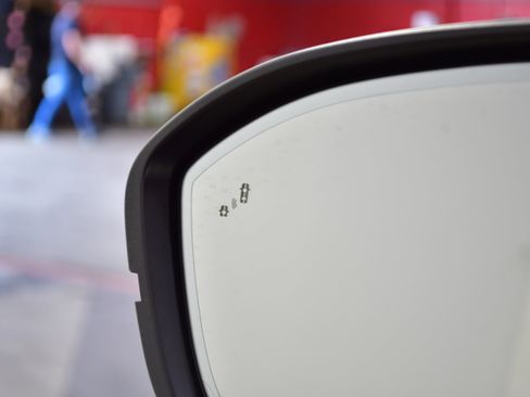 Used 2023 INFINITI QX60 Luxe w/ Performance Audio Package image 18