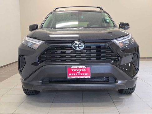 Certified 2025 Toyota RAV4 XLE w/ Convenience Package AWD/4WD image 6