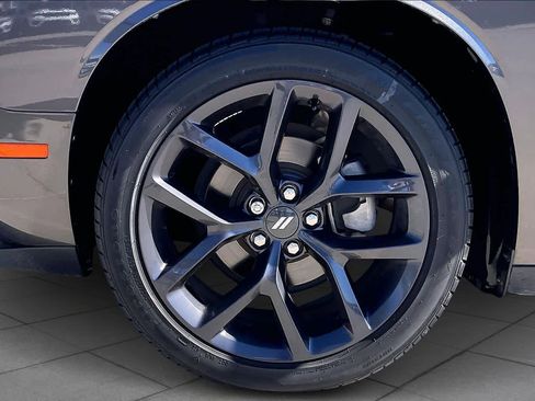 Used 2021 Dodge Challenger SXT w/ Blacktop Package image 10
