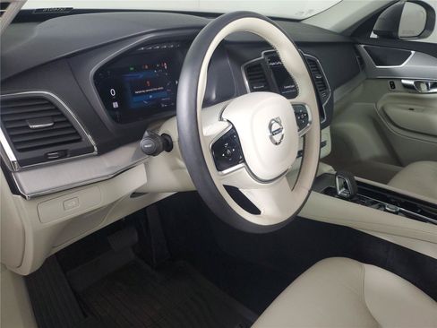 Certified 2025 Volvo XC90 B5 Core w/ Protection Package AWD/4WD image 21