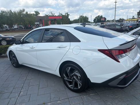 Used 2016 Hyundai Elantra GT image 8