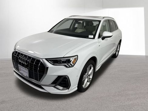 Used 2020 Audi Q3 2.0T Prestige w/ Prestige Package AWD/4WD image 25