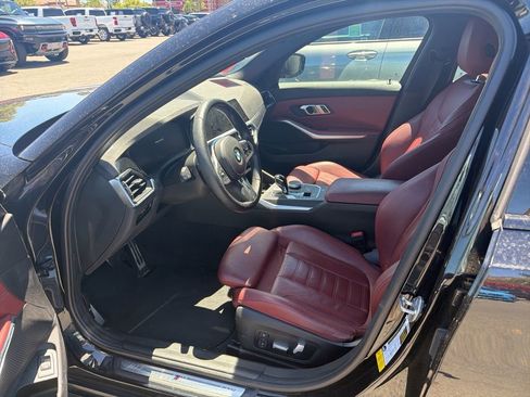 Used 2022 BMW 330i Sedan w/ M Sport Package RWD image 7