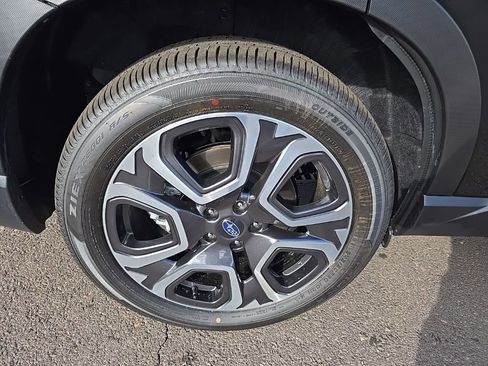 New 2025 Subaru Ascent Touring w/ Popular Package #2 image 9