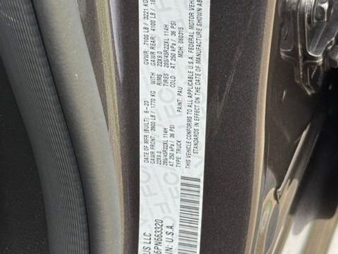 Used 2023 RAM 1500 Laramie AWD/4WD image 32