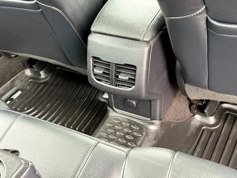 Used 2019 Ford Fusion Energi Titanium image 36