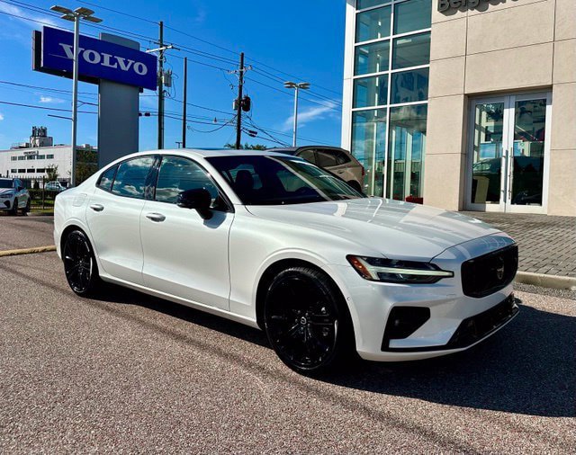 Certified 2024 Volvo S60 B5 Plus FWD image 1