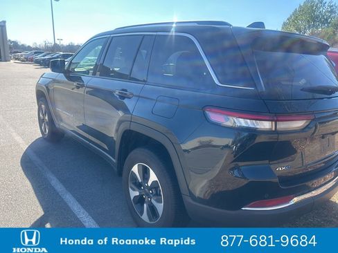 Used 2024 Jeep Grand Cherokee Limited 4xe image 2