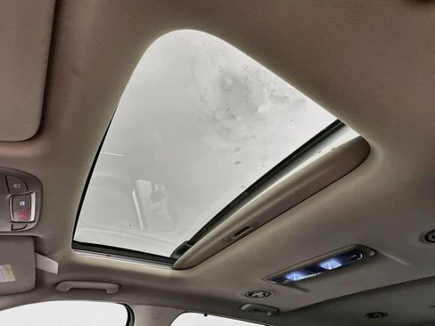 Used 2024 Kia Telluride EX w/ EX Captain's Chair Package FWD image 31