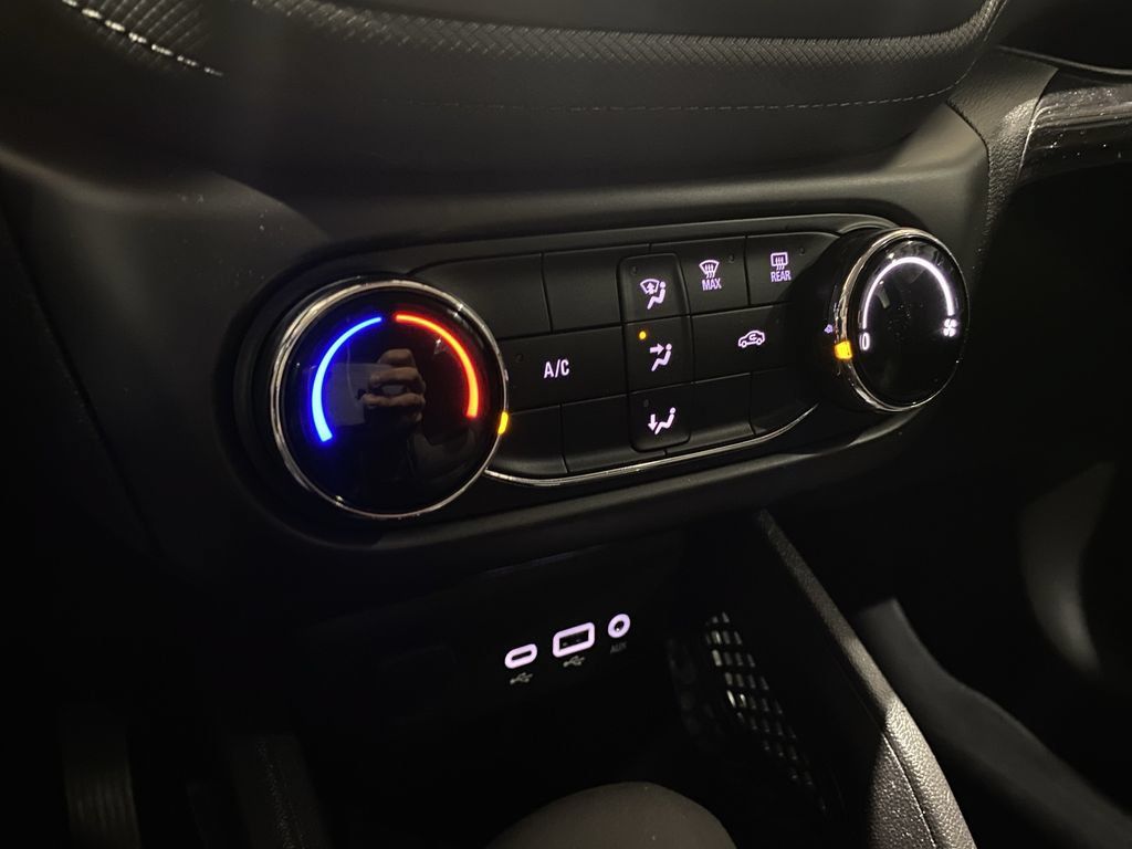 Used 2023 Chevrolet TrailBlazer LS FWD image 8