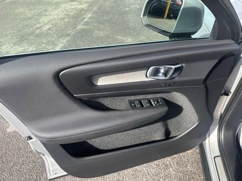 Used 2023 Volvo XC40 B5 Plus w/ Driver Assist Package image 12