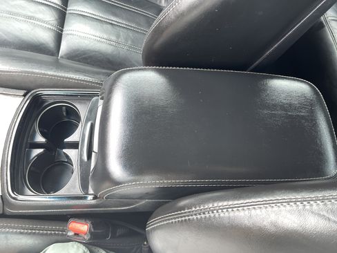 Used 2020 Chrysler 300 S RWD image 28