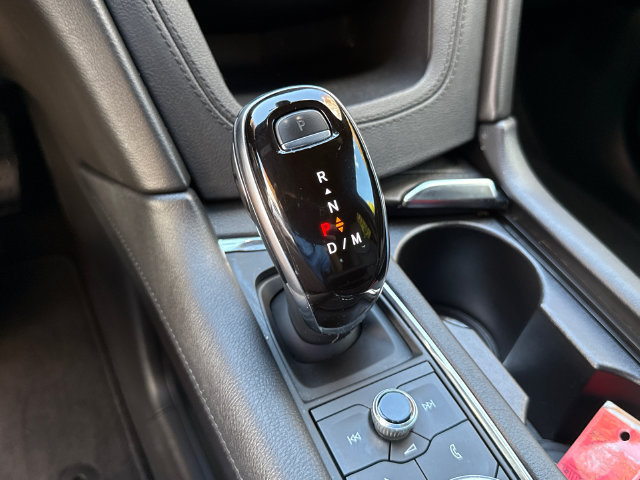 Used 2020 Cadillac XT5 Premium Luxury AWD/4WD image 17